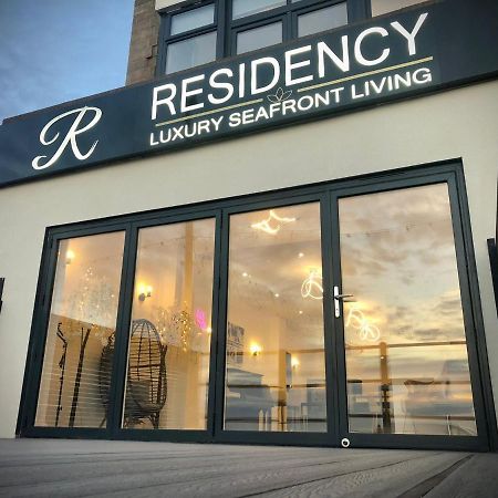 Residency Luxury Seafront Hotel Blackpool Bagian luar foto