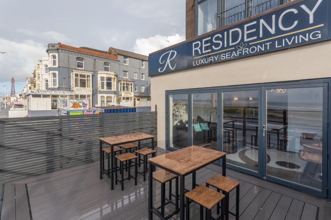 Residency Luxury Seafront Hotel Blackpool Bagian luar foto