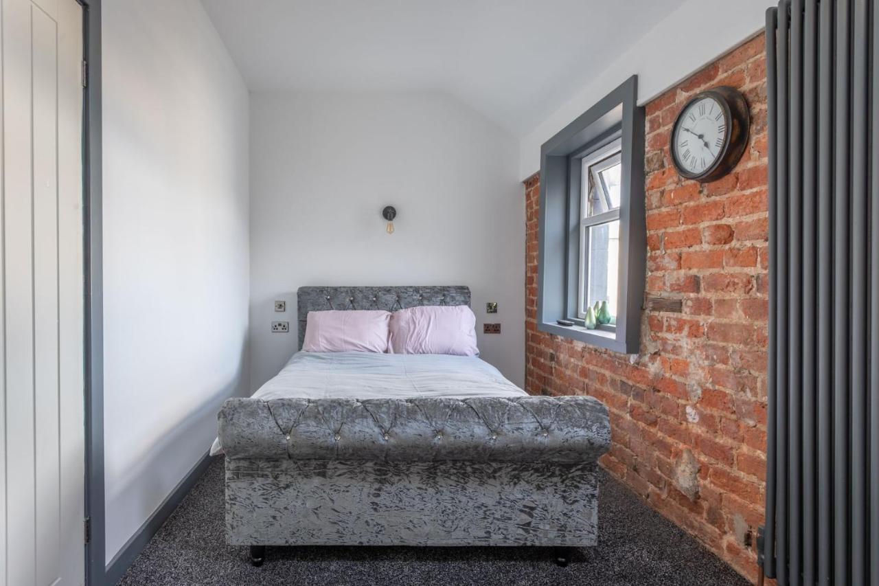 Residency Luxury Seafront Hotel Blackpool Bagian luar foto