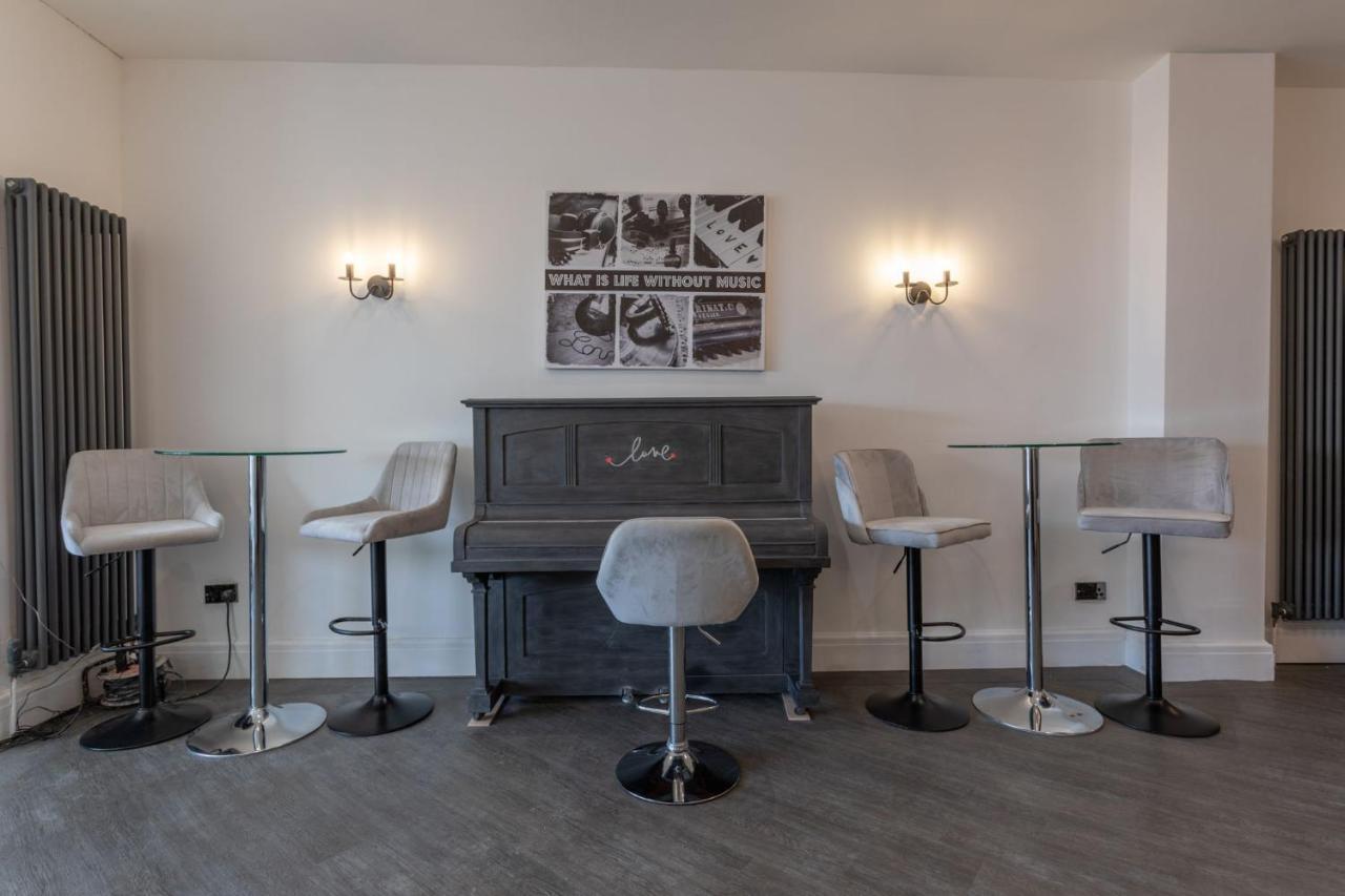 Residency Luxury Seafront Hotel Blackpool Bagian luar foto