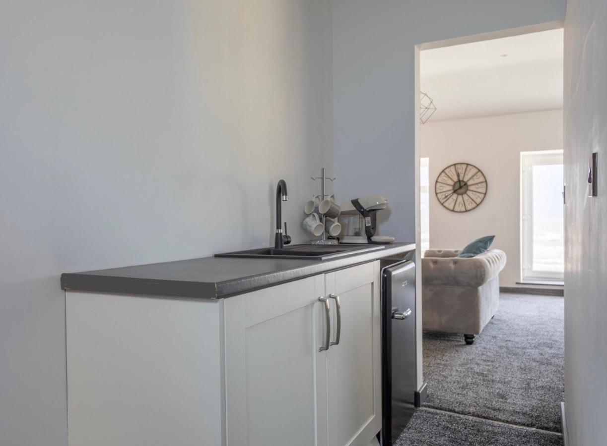 Residency Luxury Seafront Hotel Blackpool Bagian luar foto