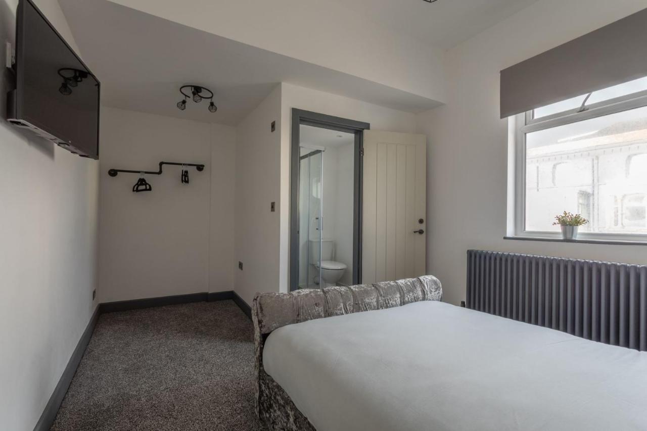 Residency Luxury Seafront Hotel Blackpool Bagian luar foto