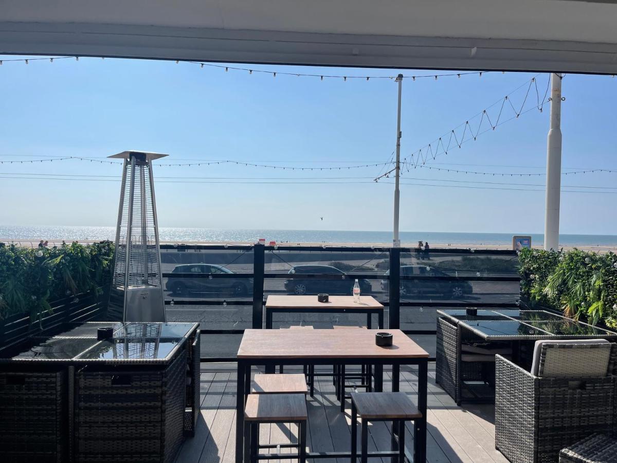 Residency Luxury Seafront Hotel Blackpool Bagian luar foto